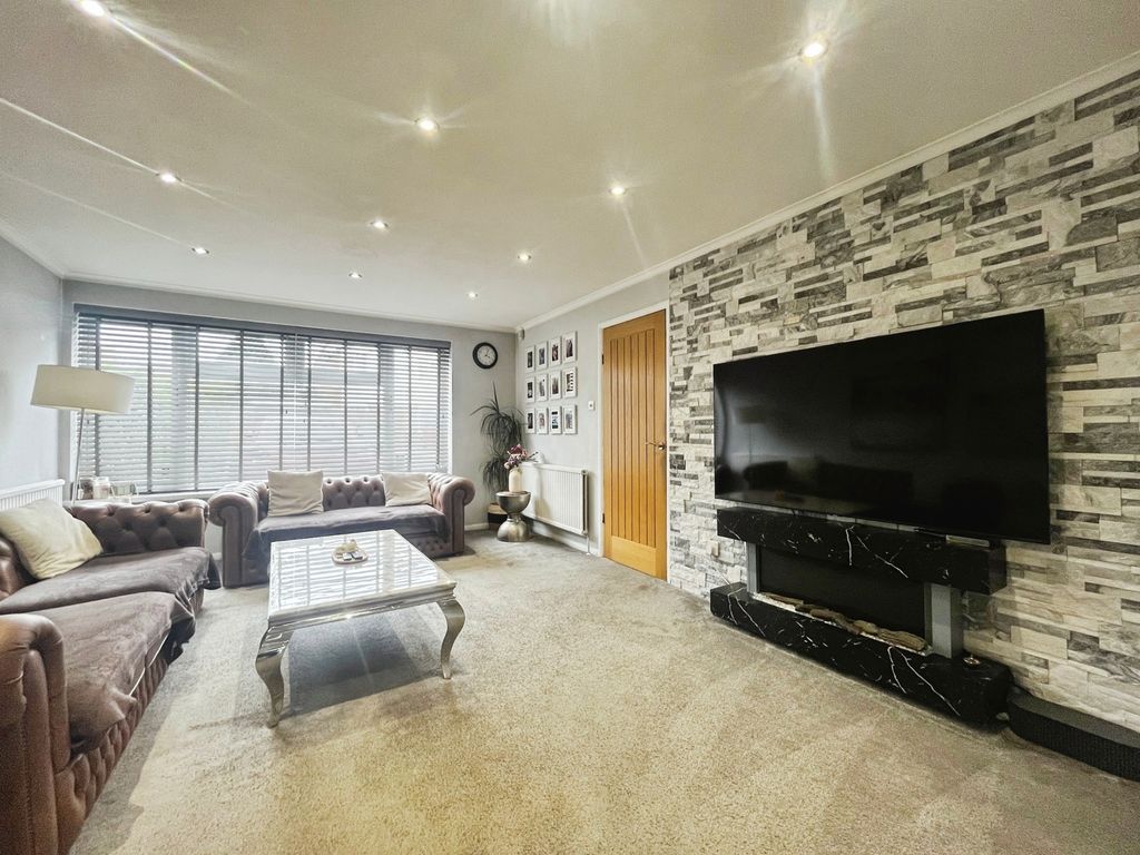 Property photo 2 of 22 Pbox-Img.Jpg