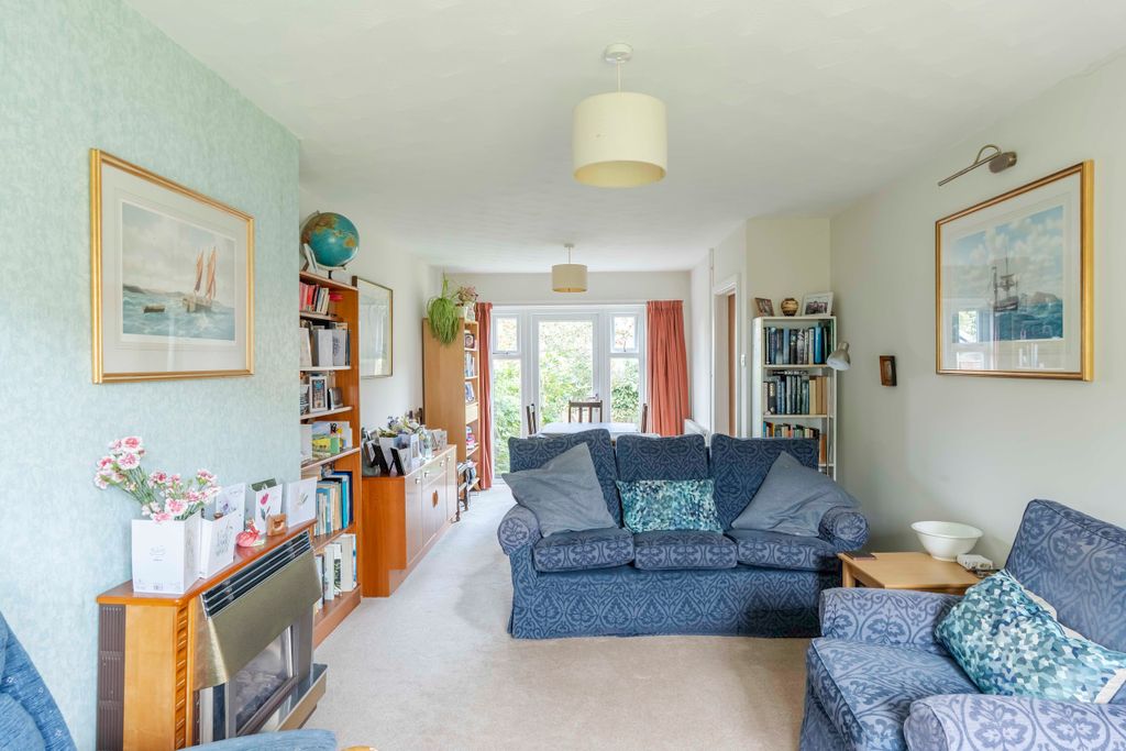 Property photo 3 of 16 Photo 3