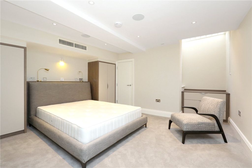 Property photo 3 of 10 Picture No. 09