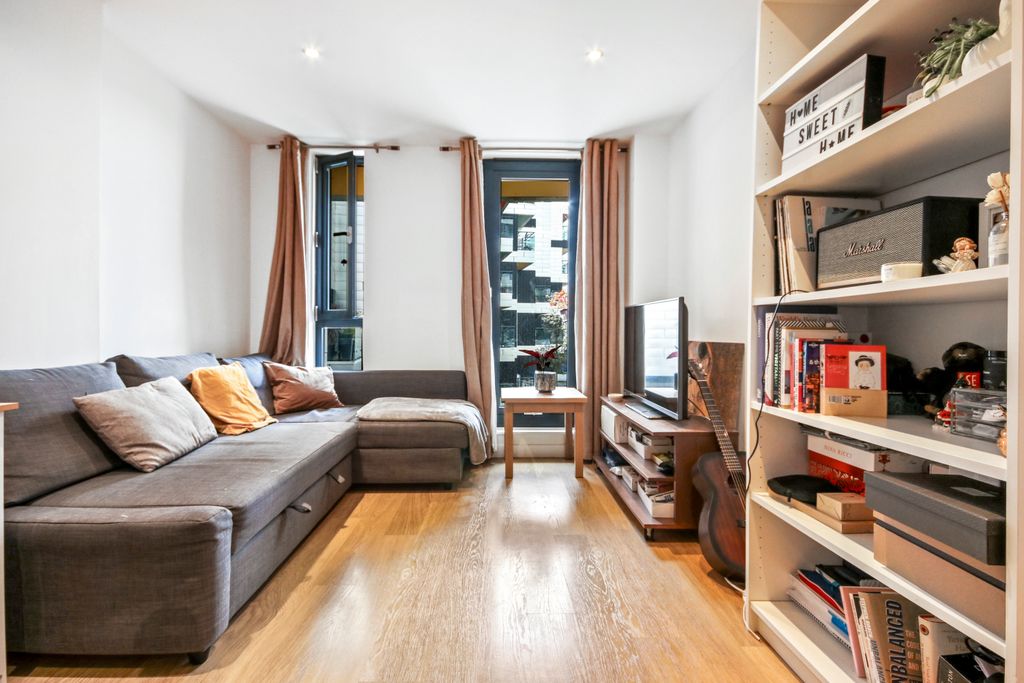 Property photo 3 of 11 May 2022 (11).Jpg