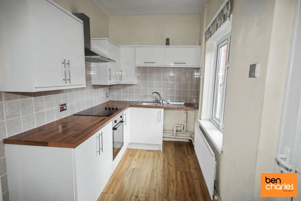 Property photo 3 of 12 Picture No. 21