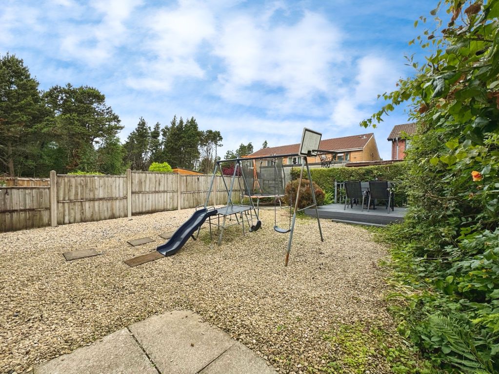 Property photo 2 of 24 3746423