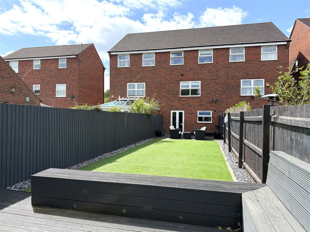 Property photo 2 of 23 40 Lup Rear.Jpeg