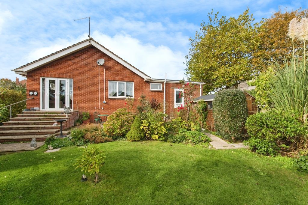 Property photo 1 of 17 Photo