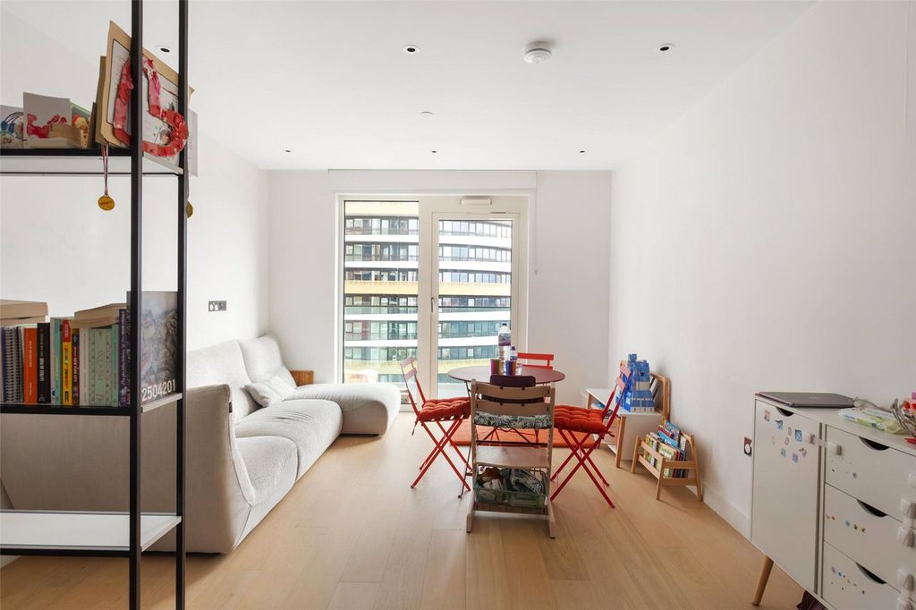 Property photo 1 of 14 Picture No. 05