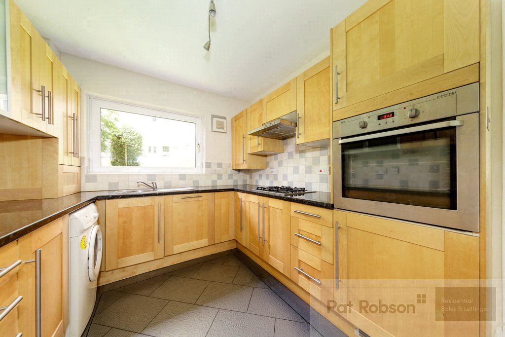 Property photo 3 of 12 Picture 3