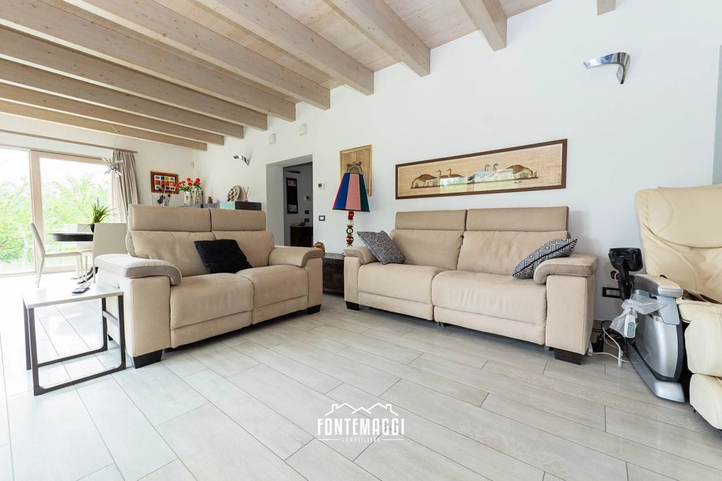 Property photo 2 of 30 <Alttext/>