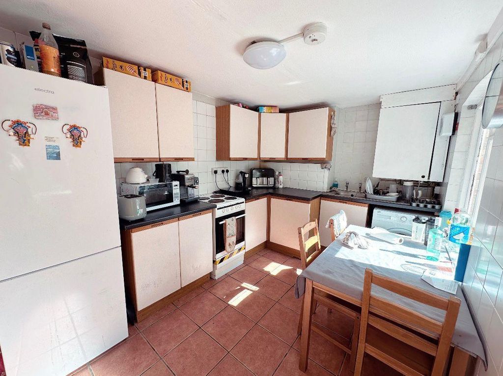 Property photo 3 of 9 Whatsapp Image 2024-04-26 At 11.49.26 (1).Jpeg
