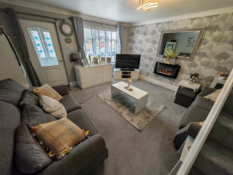 Property photo 3 of 11 Photo 3