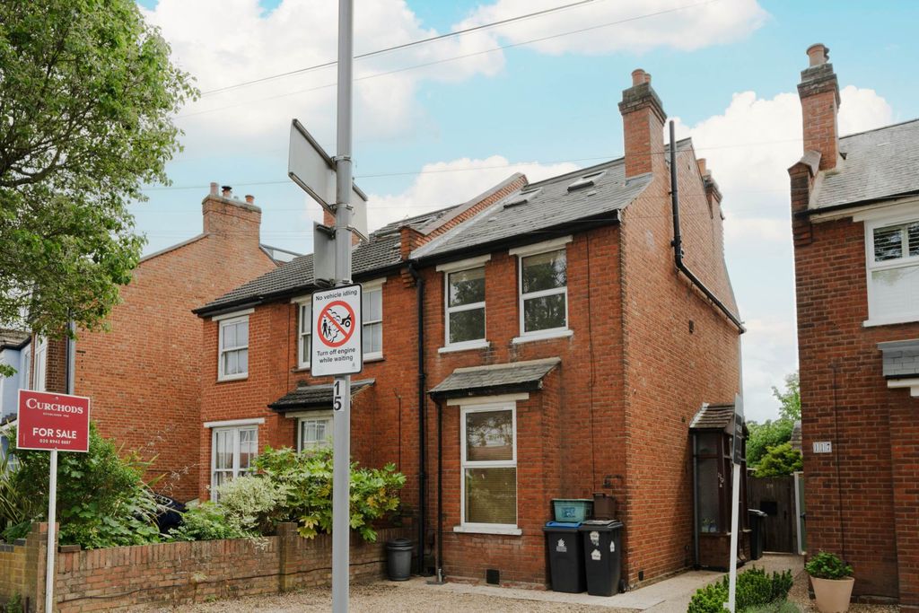 Property photo 2 of 10
