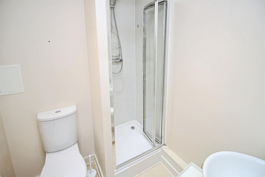 Property photo 3 of 7 57Eb2d1A-Img_2122.Jpg