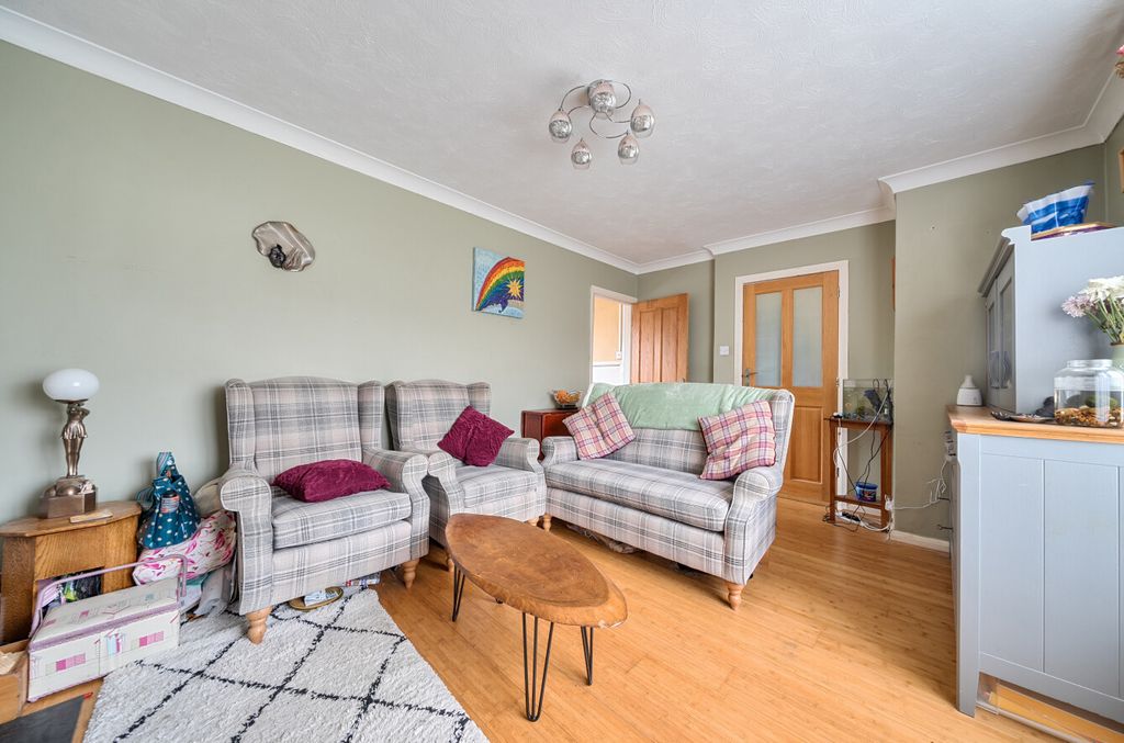 Property photo 3 of 12 1420719-25-69Aae3...