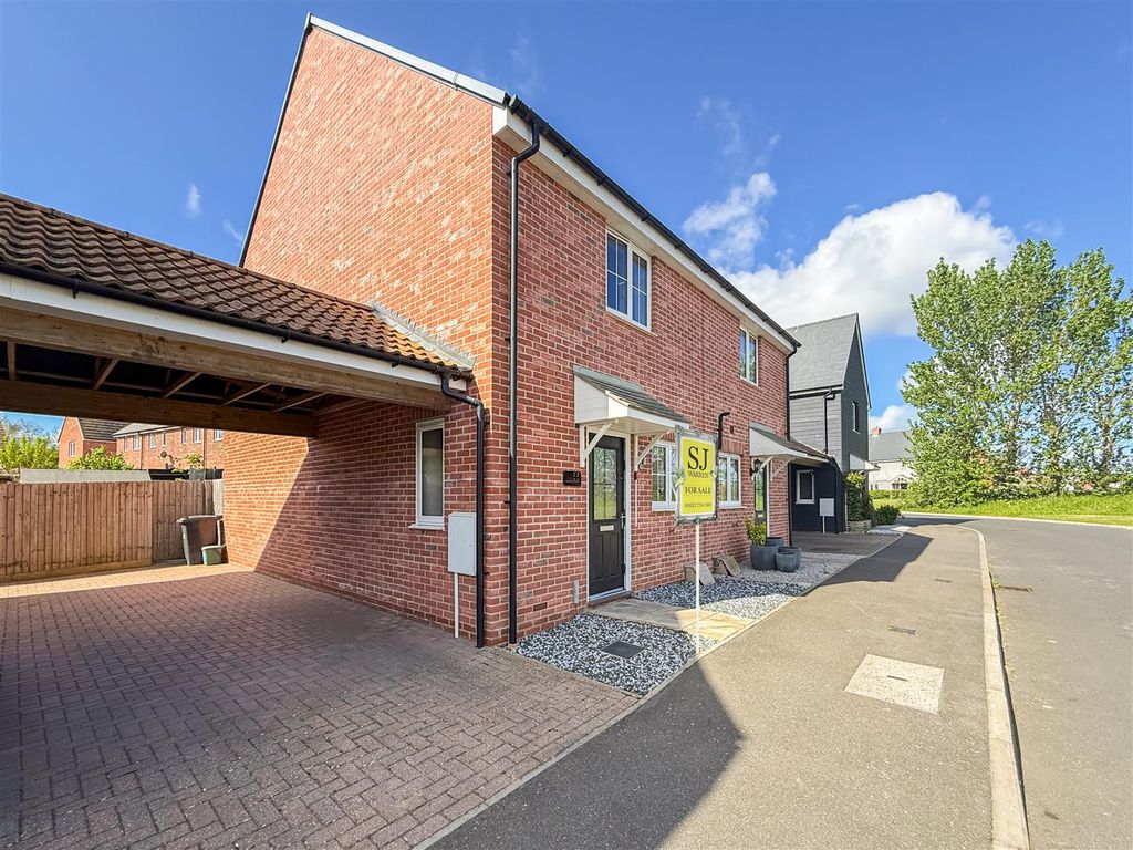 Property photo 2 of 17 Front