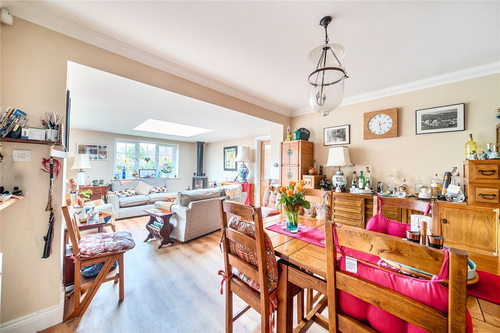 Property photo 3 of 21 Picture No. 13