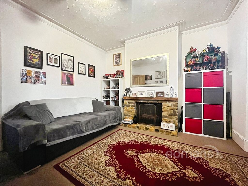 Property photo 2 of 9 Picture No. 26