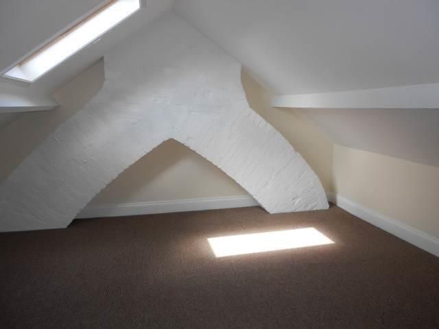 Property photo 2 of 3 Image