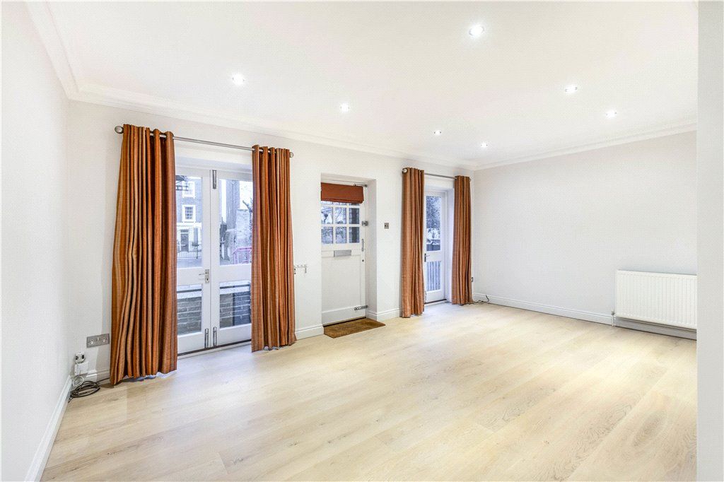 Property photo 3 of 13 Reception Room