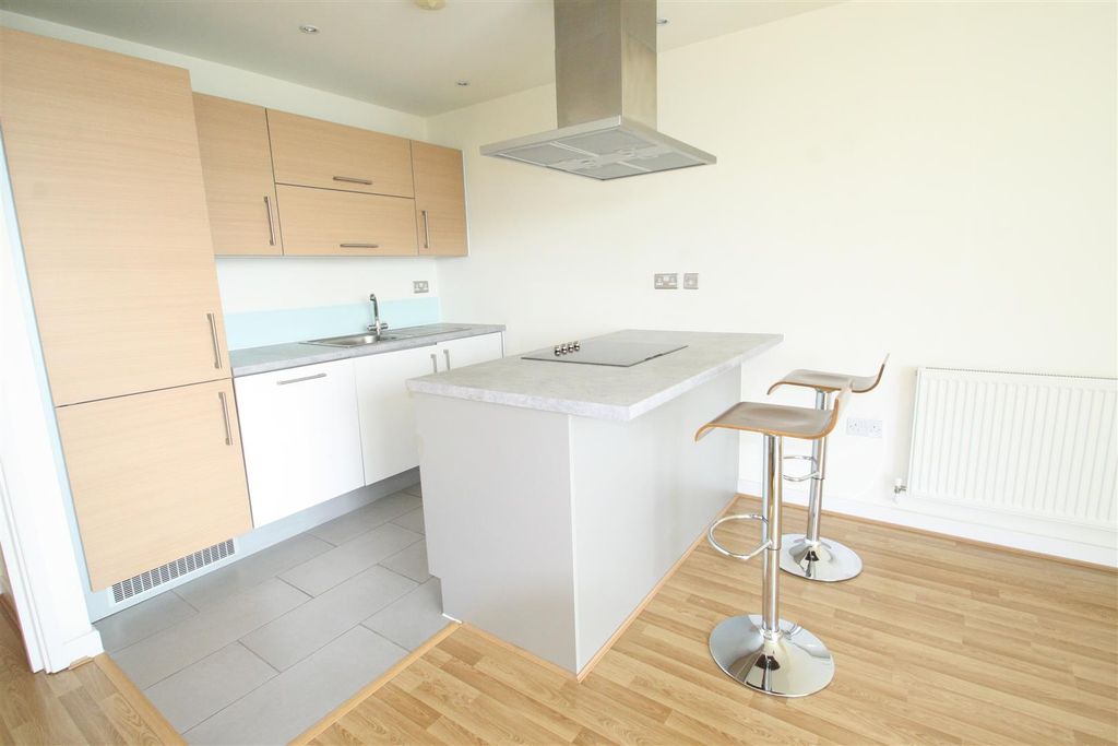 Property photo 2 of 8 Kitchen / Diner