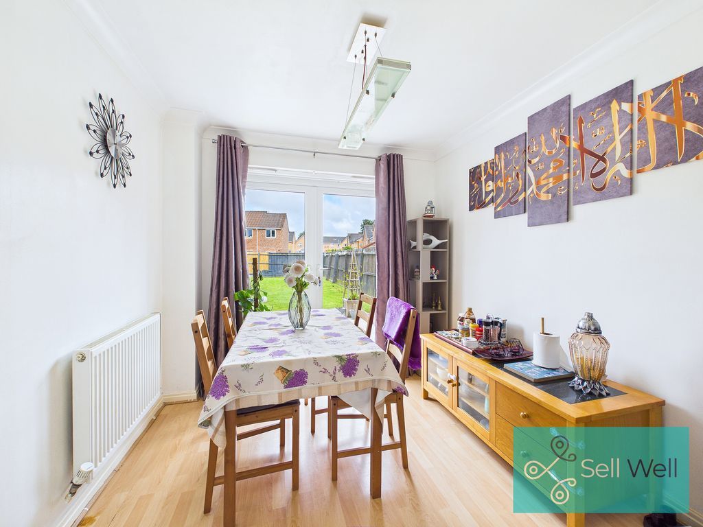 Property photo 3 of 25 Dining Room