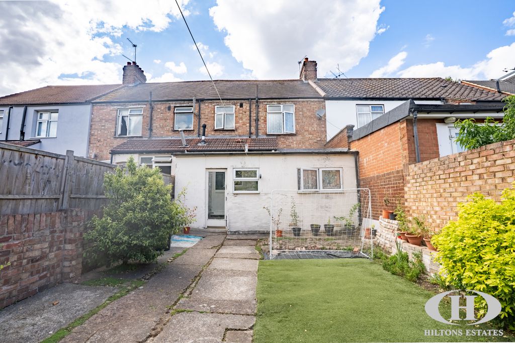 Property photo 3 of 14