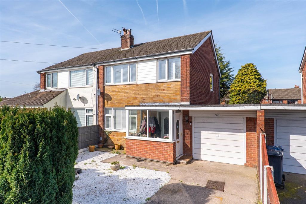 Property photo 1 of 21 Front External