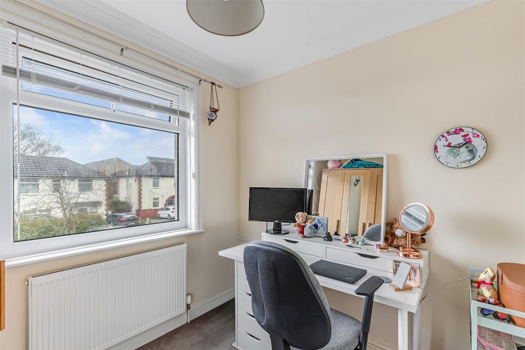 Additional image 10 of 3 bed semi-detached house for saleWyvil Crescent, Ilkley LS29