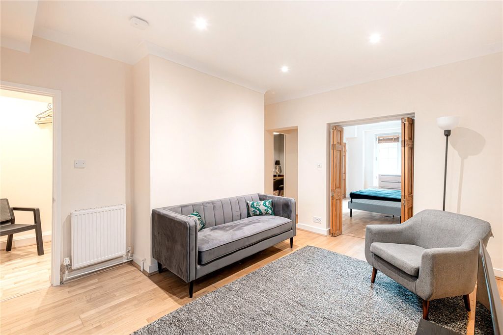 Property photo 3 of 10 Picture No. 07