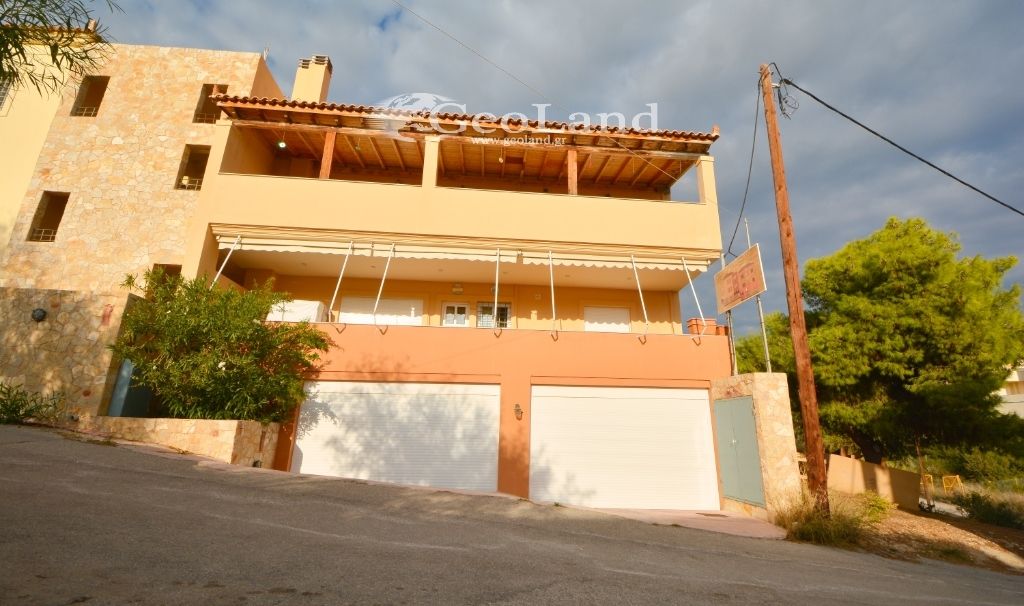 Property photo 1 of 23