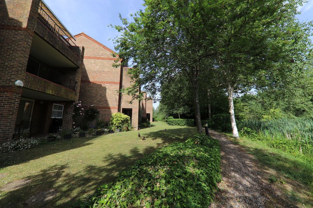 Property photo 2 of 13 Communal (2)