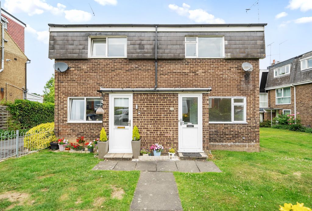 Property photo 2 of 10 1306738-20-684Abf...
