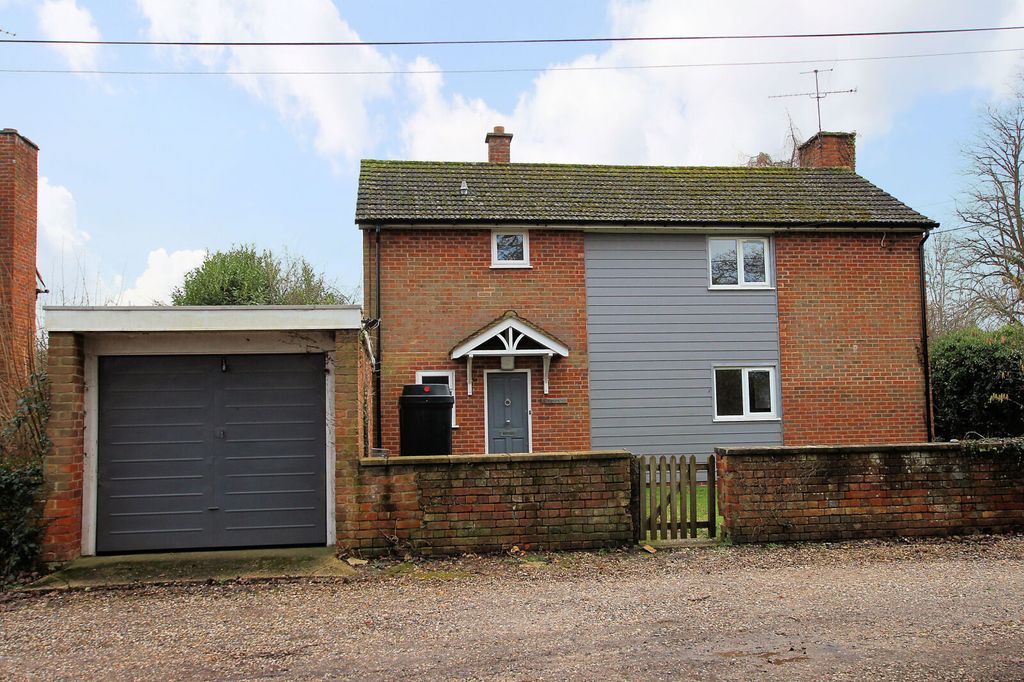 Property photo 2 of 19 Picture No. 05