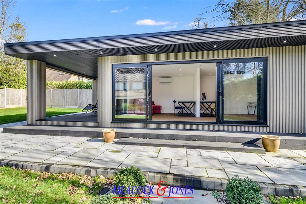Additional image 29 of 5 bed detached house for saleSilver Birches, Hutton, Brentwood CM13