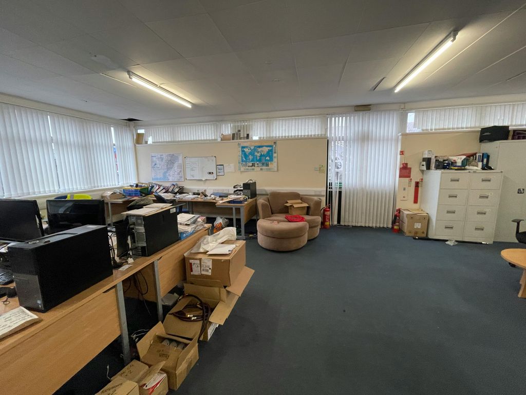 Property photo 3 of 6 Office.Jpg