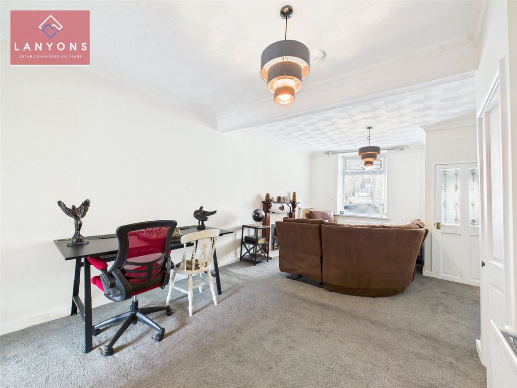 Property photo 3 of 22 Picture No. 08