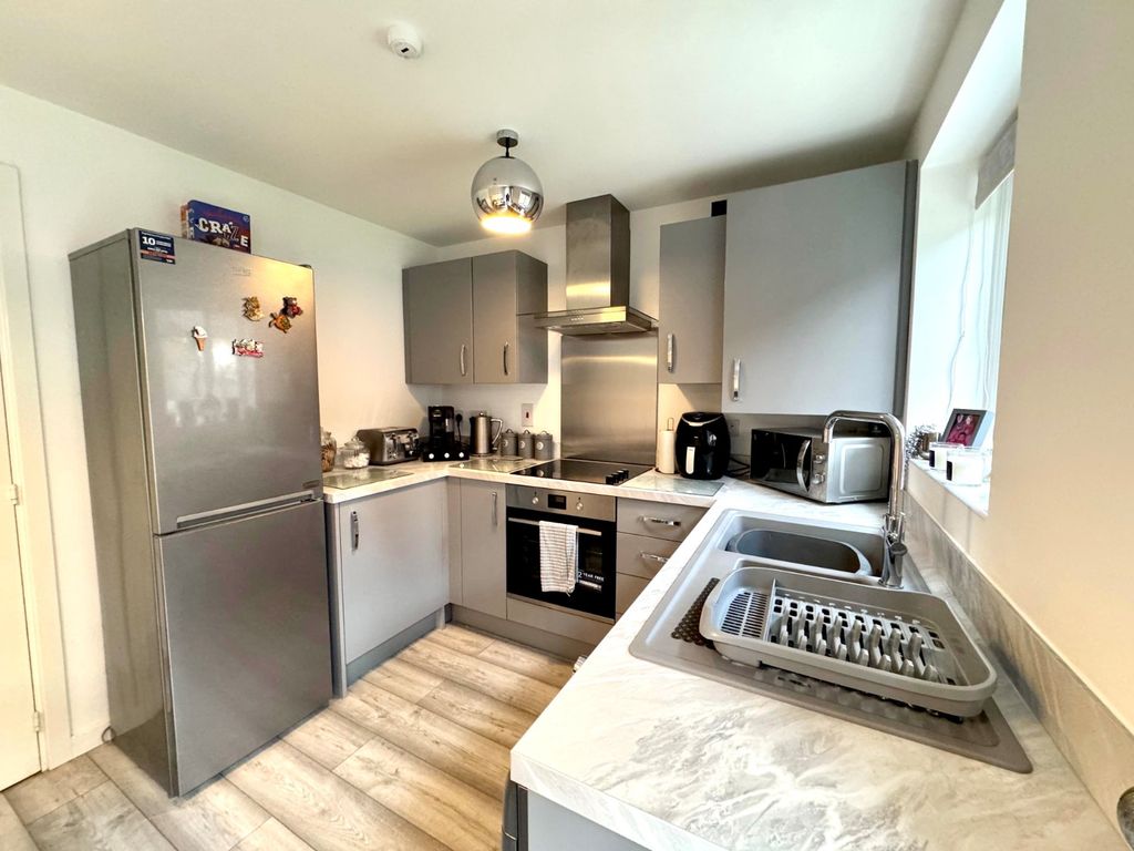 Property photo 3 of 15 Picture No. 11