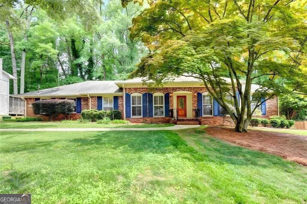 Property photo 1 of 50