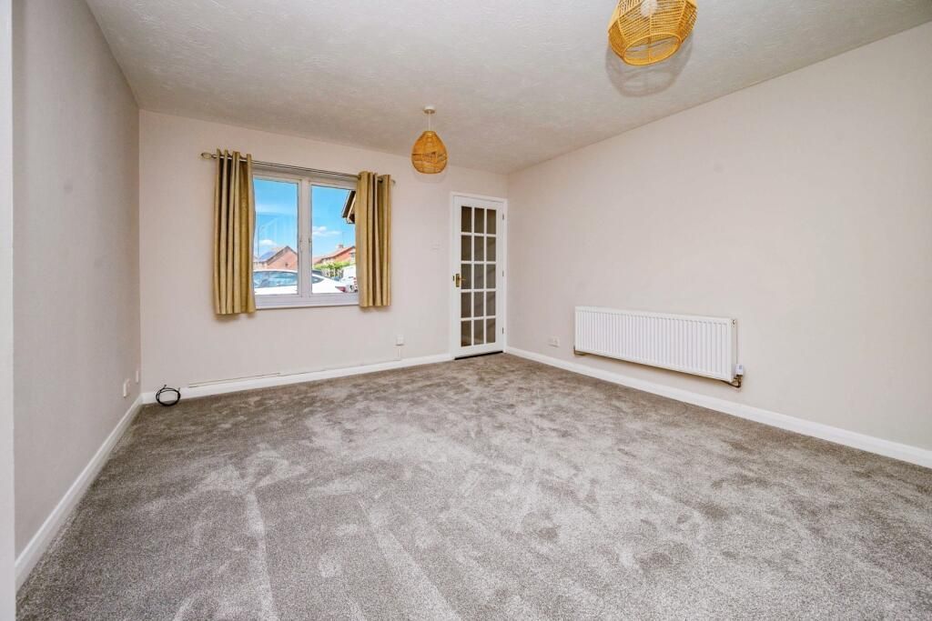 Property photo 1 of 1