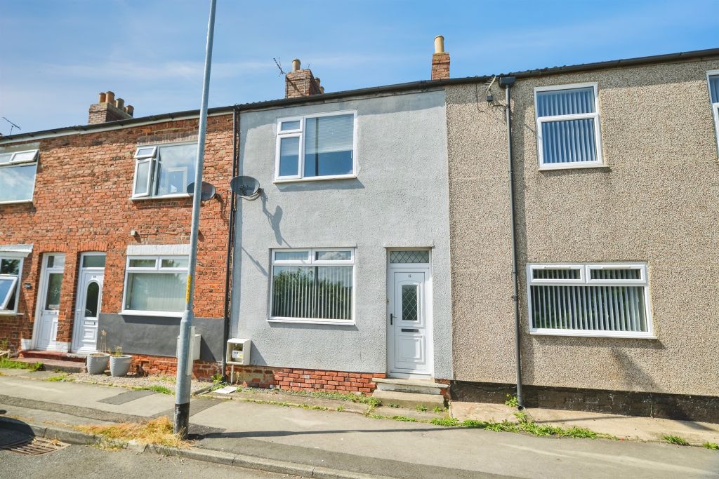 Property photo 1 of 12