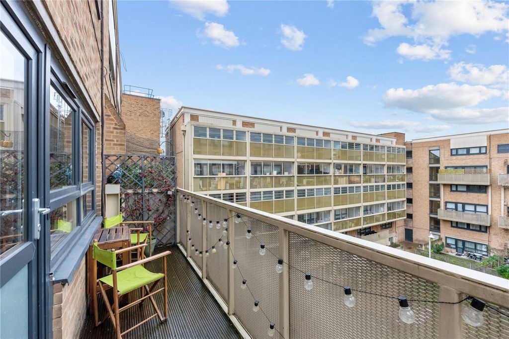 Property photo 3 of 13 Picture No. 07