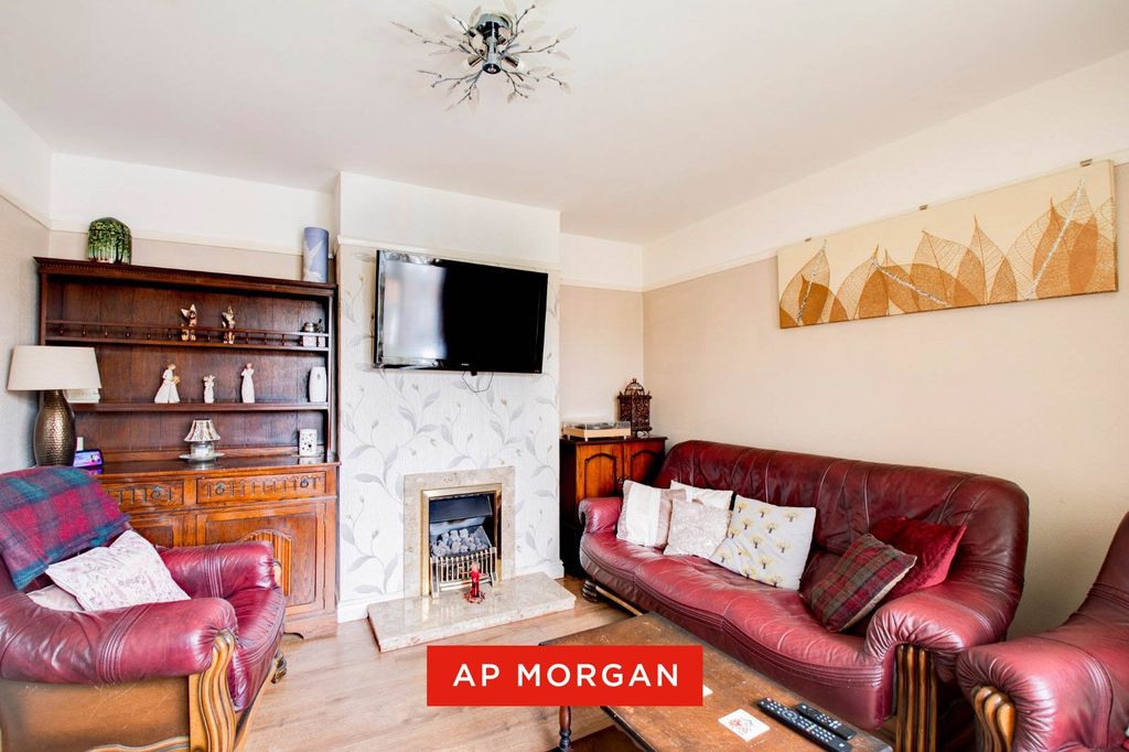 Property photo 2 of 14 Picture No. 20