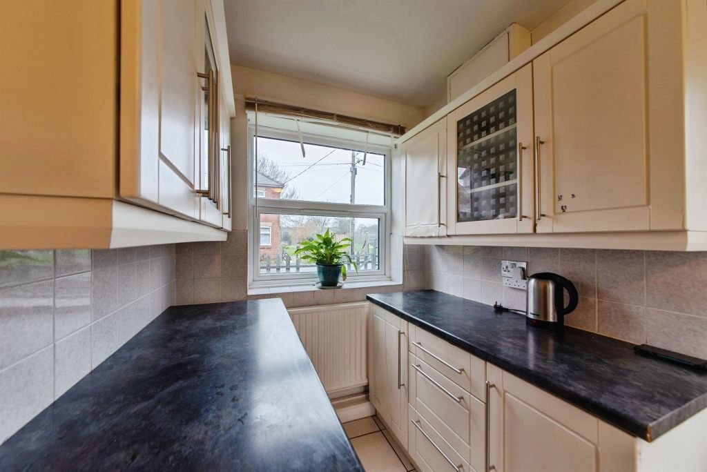 Property photo 3 of 17