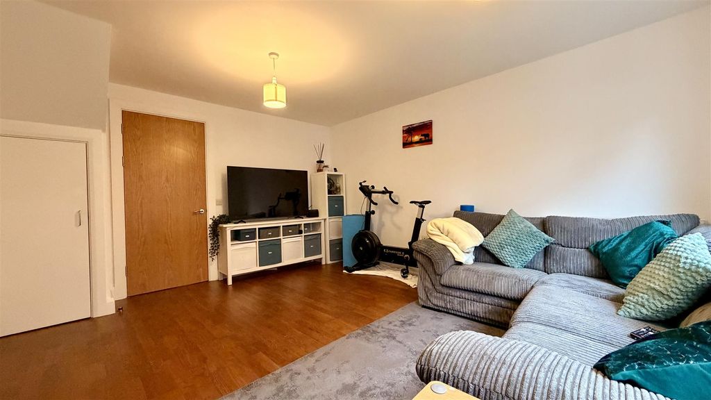 Property photo 3 of 12 Img_E0546.Jpg