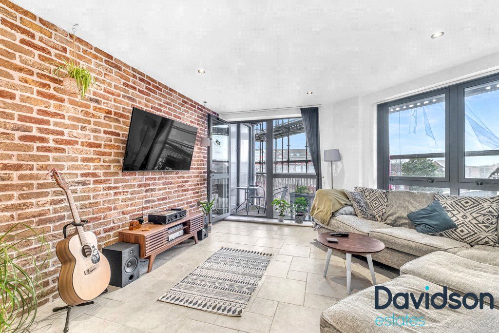 Property photo 2 of 20 Picture No. 05