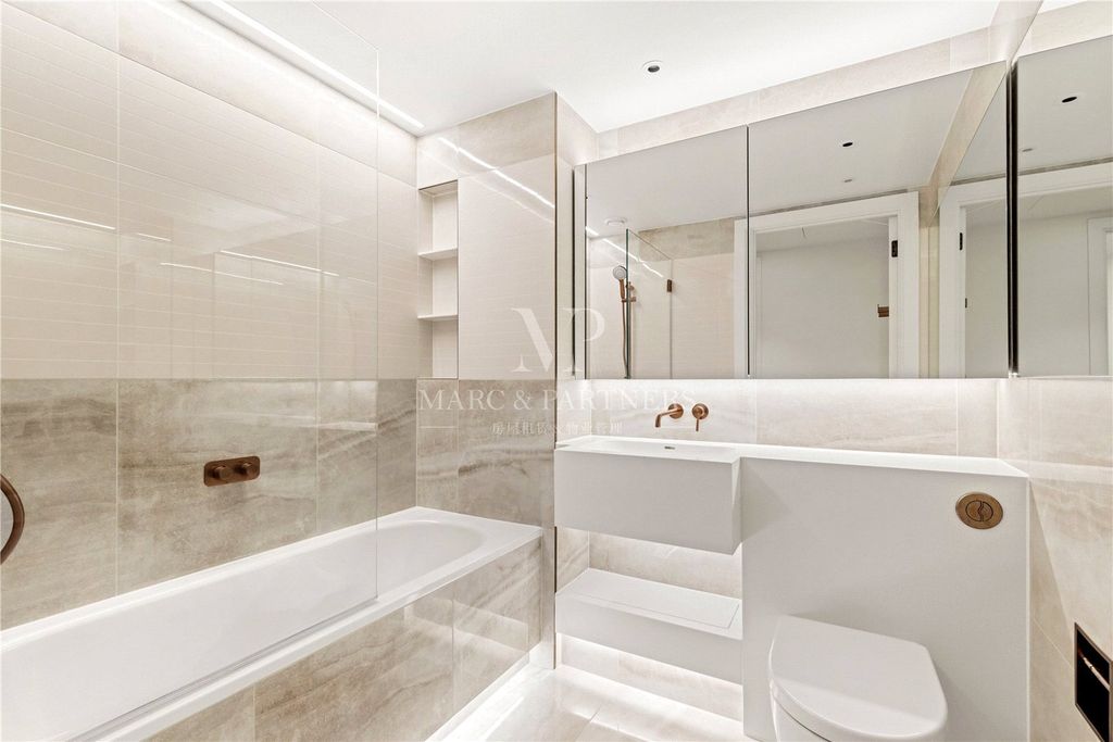 Property photo 2 of 19 Picture No. 09