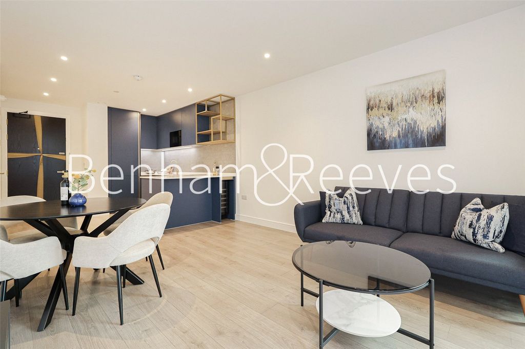 Property photo 1 of 15 Picture No. 02