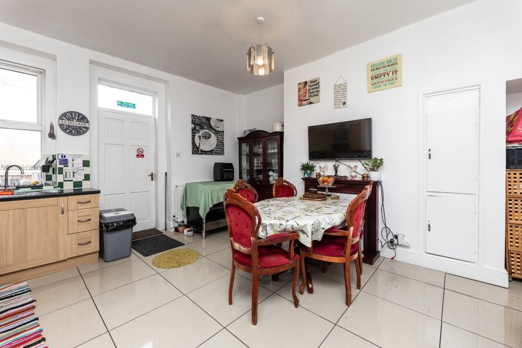 Property photo 3 of 20 5C5A4292.Jpg