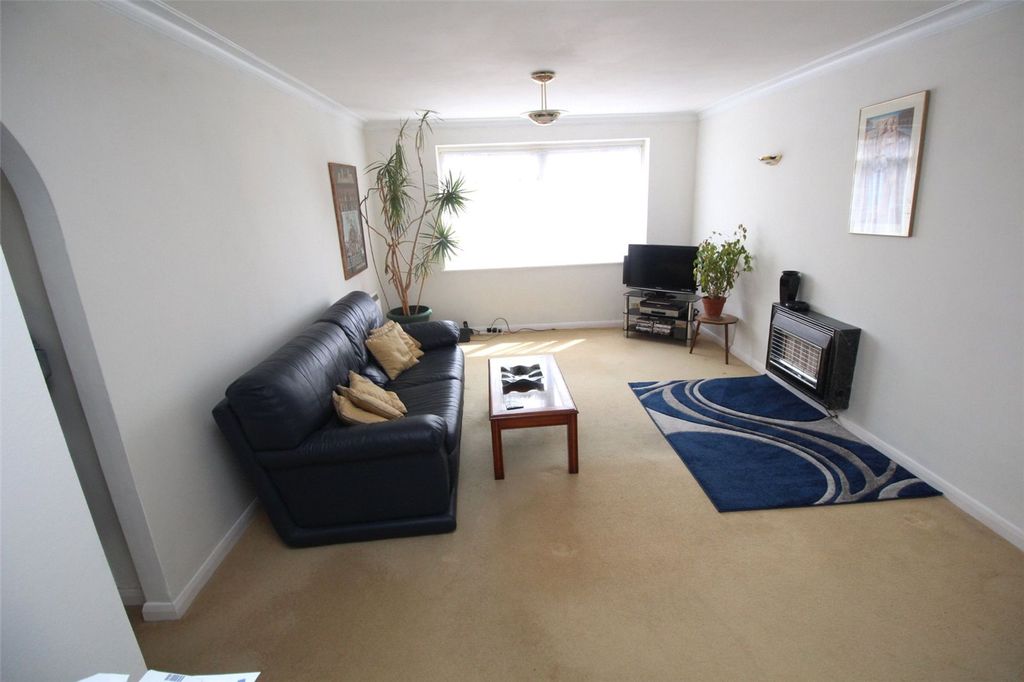 Property photo 3 of 11 Picture No. 19