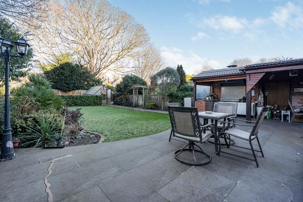 Additional image 32 of 5 bed semi-detached house for saleDryden Road, Enfield EN1