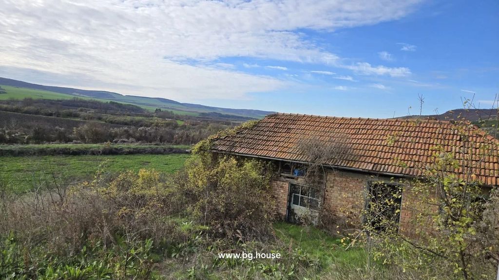 Property photo 2 of 48 Brick Outbuilding With A Tiled Roof Partially Covered By Vines And Surrounded By Wild Plants