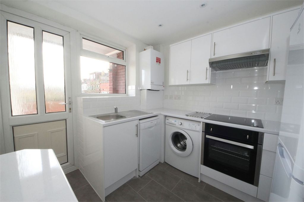 Property photo 2 of 10 12448319.Jpg